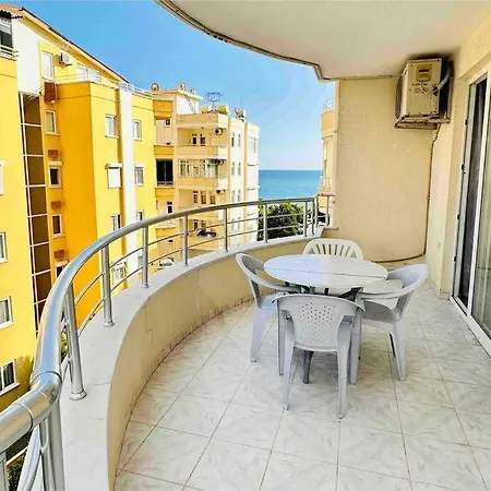 Merkezi Konum Denize Sifir 2+1 Ferah Tatil Eviniz Apartman